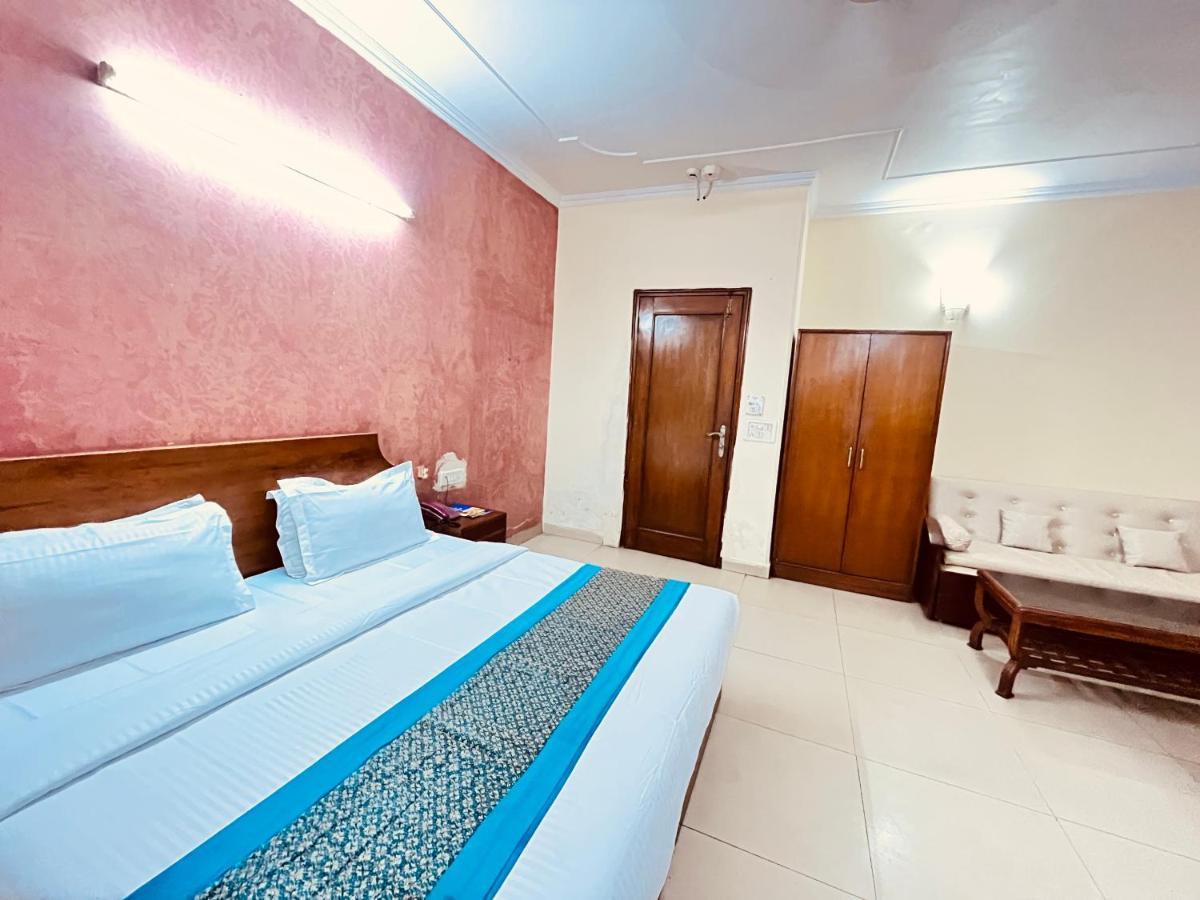 Ashoka Hotel Karol Bagh Delhi Ню Делхи Екстериор снимка