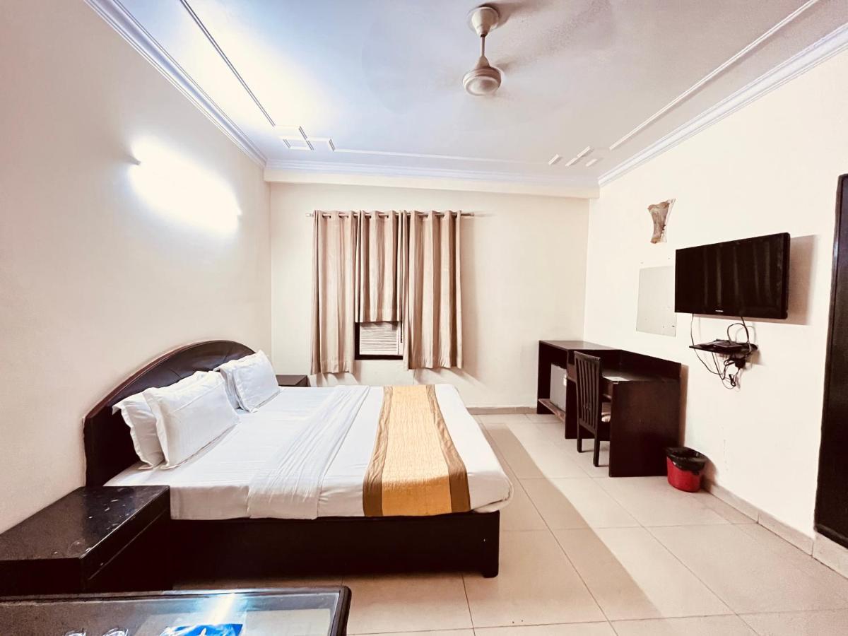 Ashoka Hotel Karol Bagh Delhi Ню Делхи Екстериор снимка