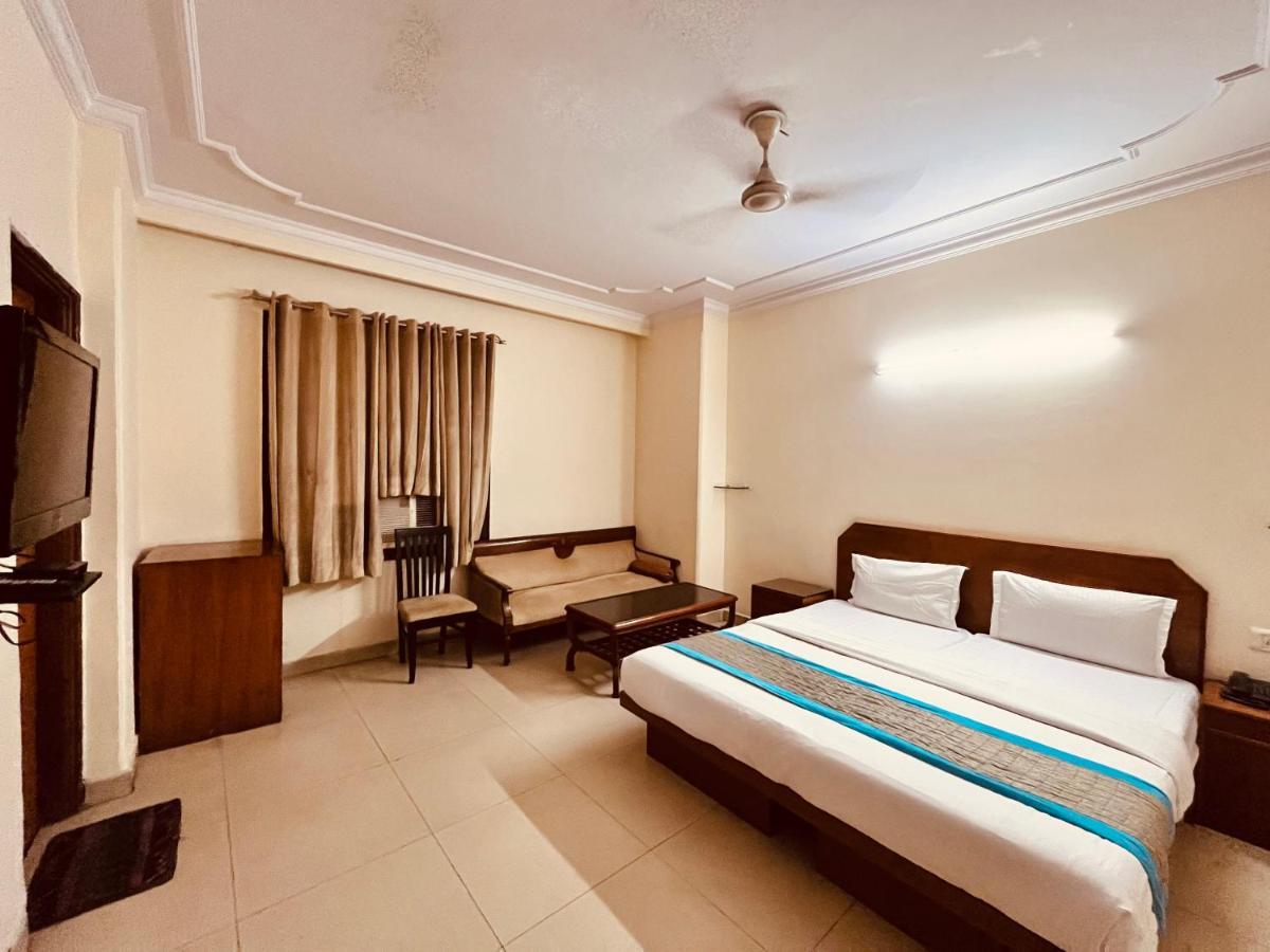 Ashoka Hotel Karol Bagh Delhi Ню Делхи Екстериор снимка