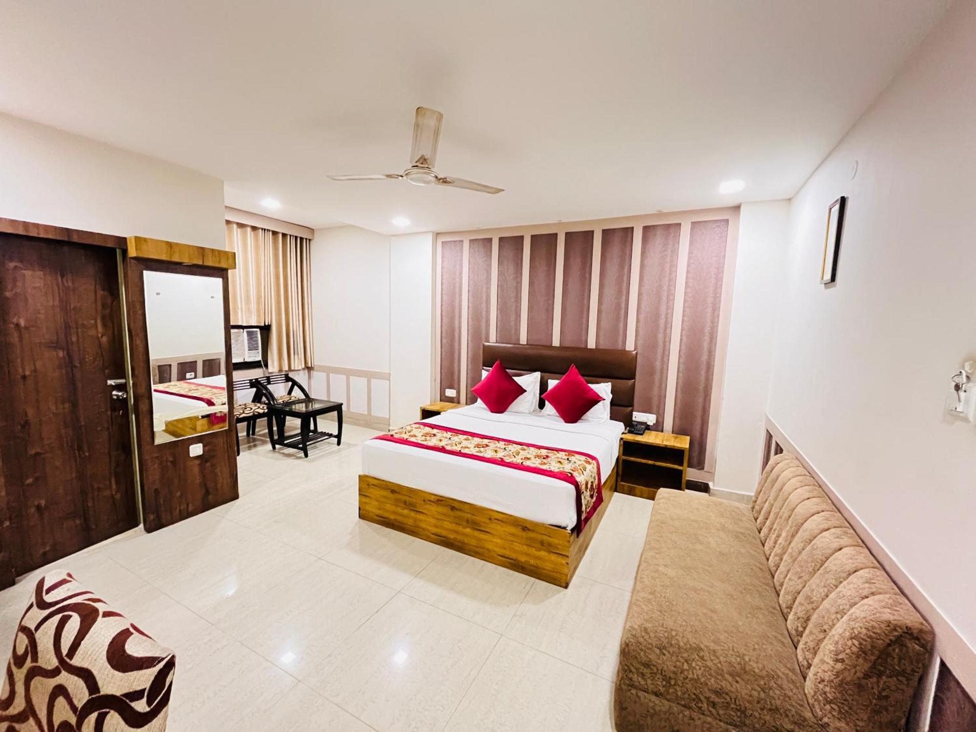 Ashoka Hotel Karol Bagh Delhi Ню Делхи Екстериор снимка
