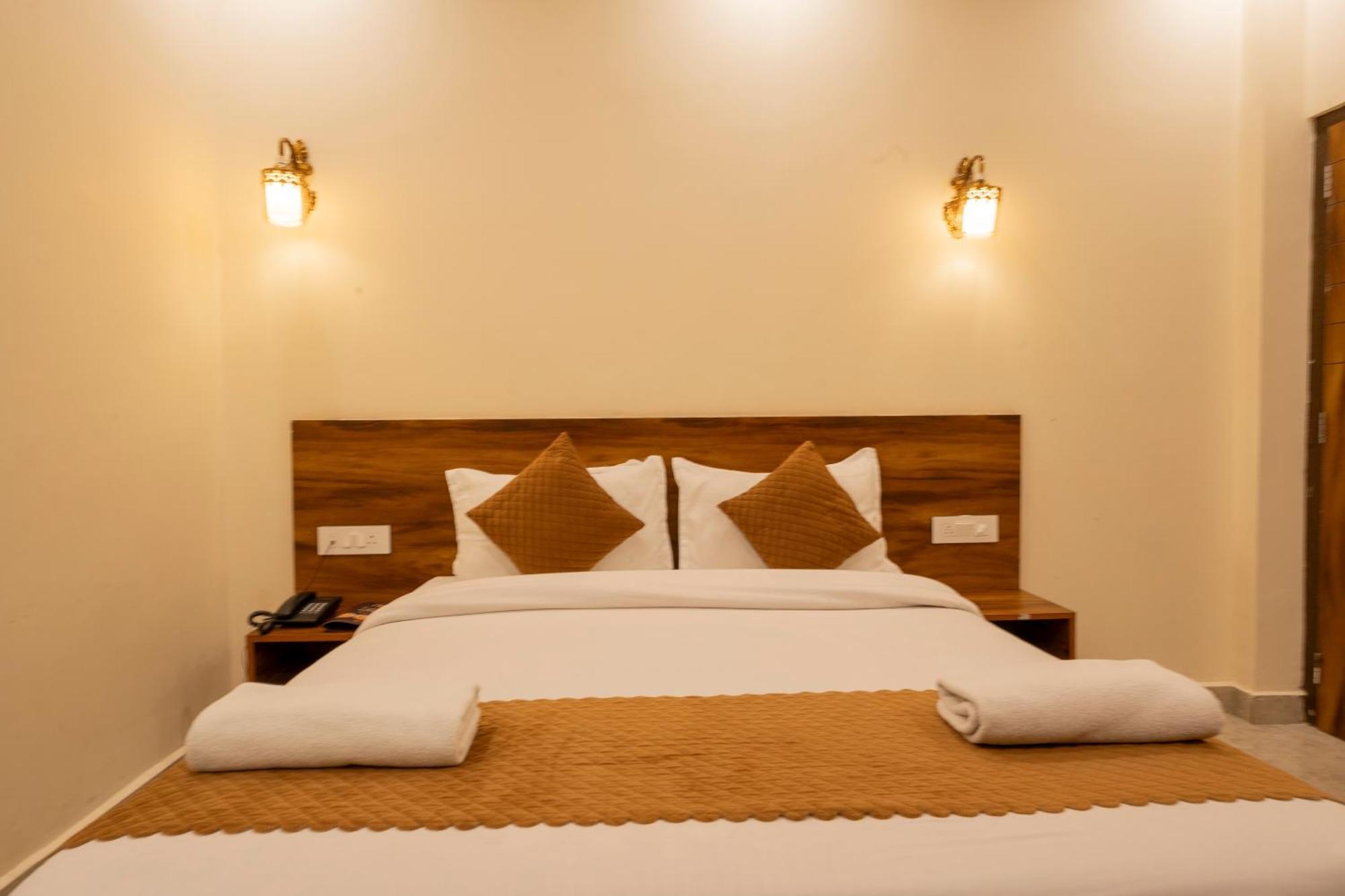 Ashoka Hotel Karol Bagh Delhi Ню Делхи Екстериор снимка